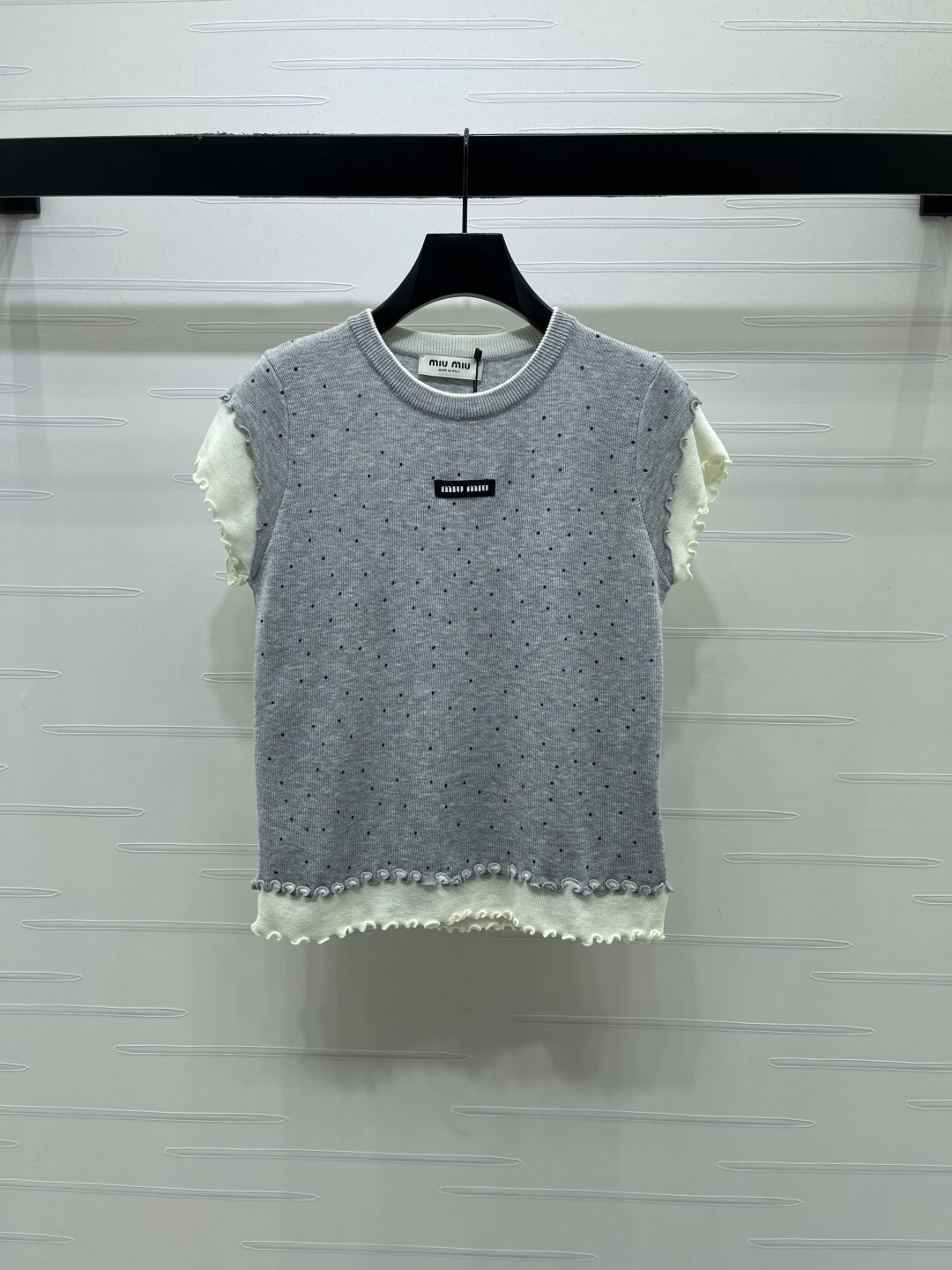 Women's short sleeves